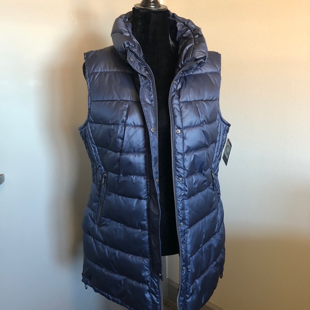 NWT Gallery Navy Vest